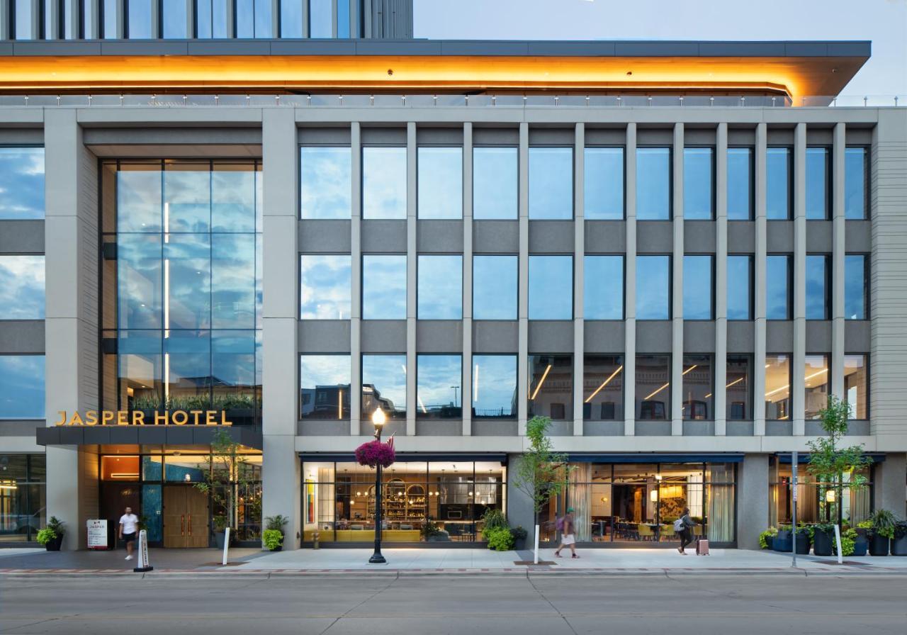 Jasper Hotel Fargo Bagian luar foto