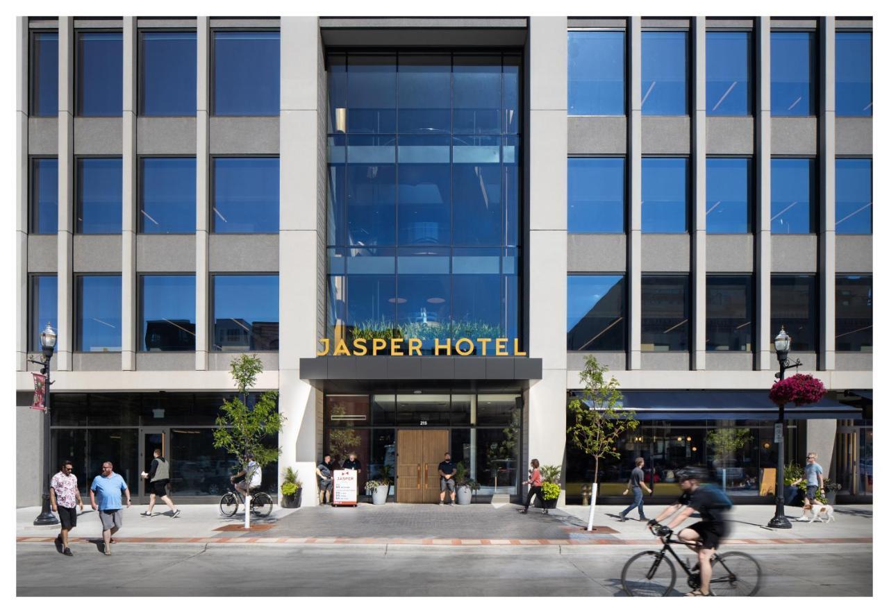 Jasper Hotel Fargo Bagian luar foto