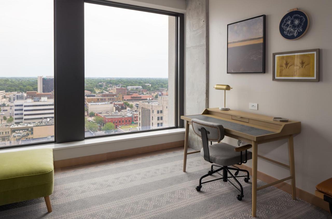 Jasper Hotel Fargo Bagian luar foto