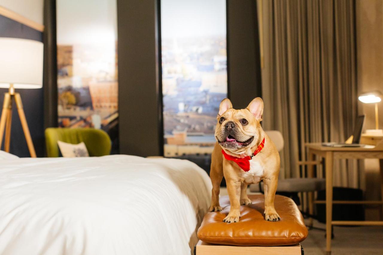 Jasper Hotel Fargo Bagian luar foto