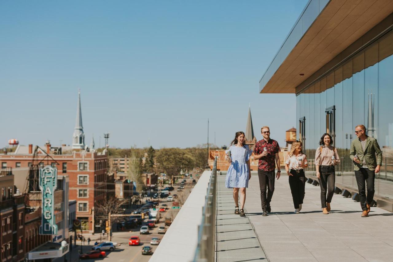 Jasper Hotel Fargo Bagian luar foto