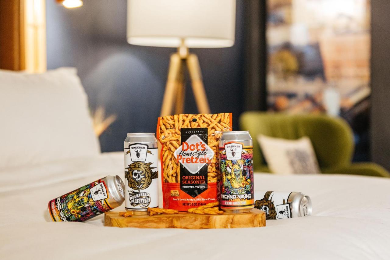 Jasper Hotel Fargo Bagian luar foto